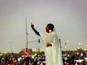 The Quiet Rebel Who Broke Sudan’s Silence: Alaa Salah – The Woman in White Who Became the Face of a Revolution Alaa Salah